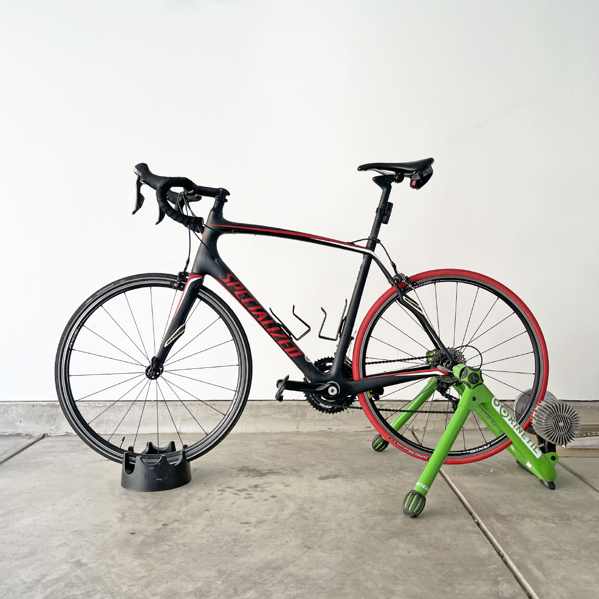 Specialized Roubaix SL4 Sport (2017)