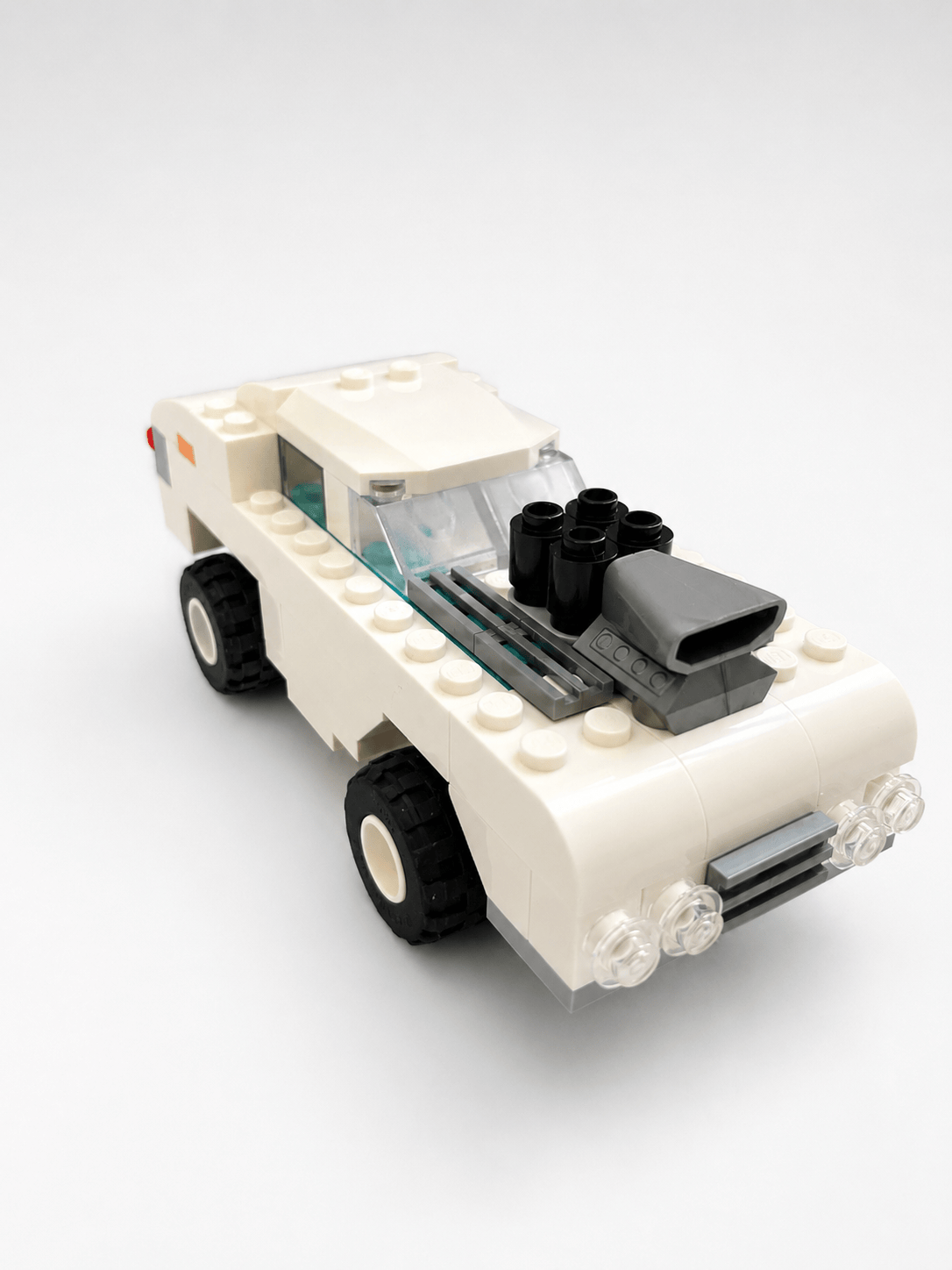 vintage-car.png